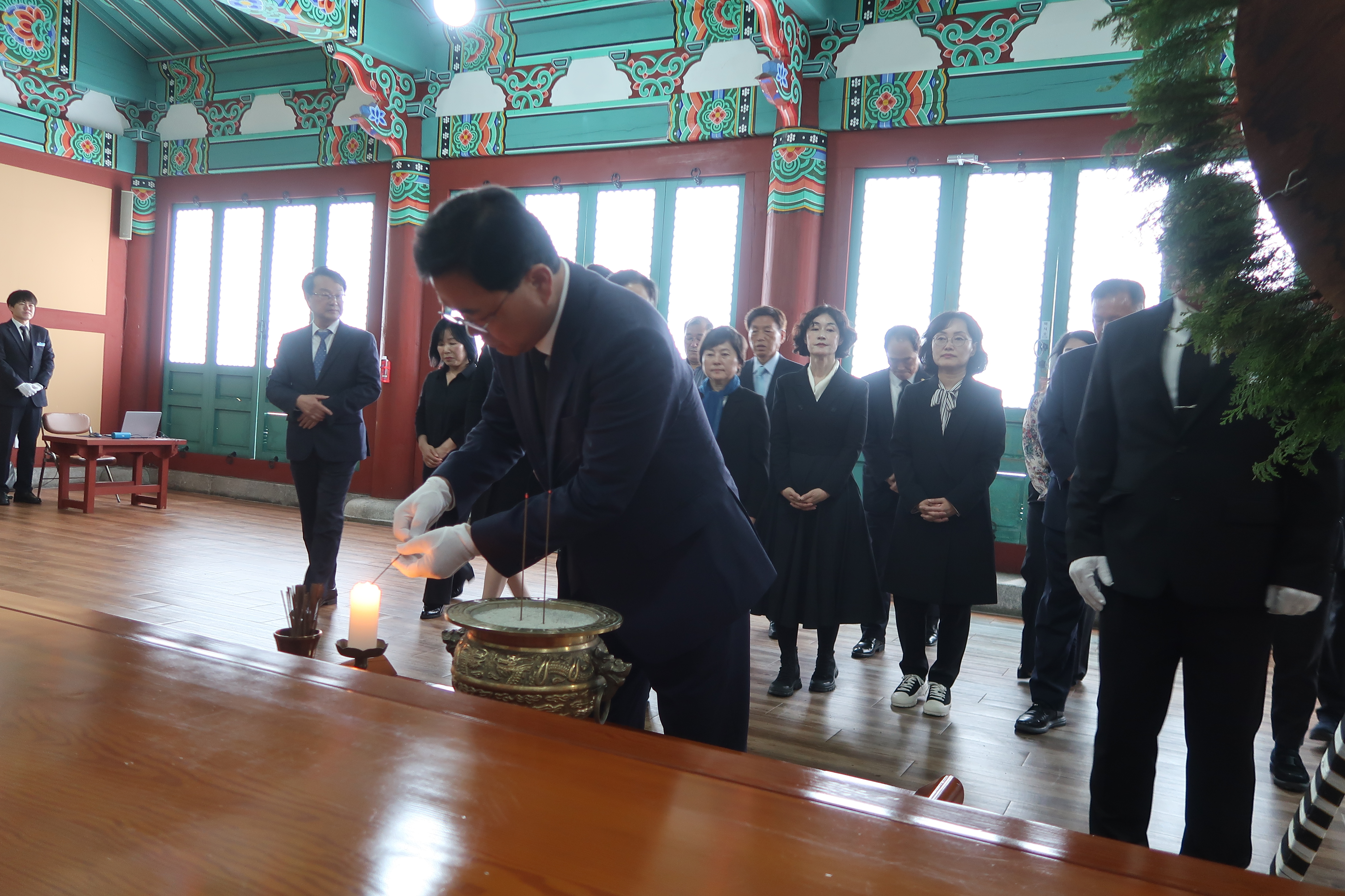 2024.04.12. 허성무 더불어민주당 창원성산구 국회의원 당선인 참배