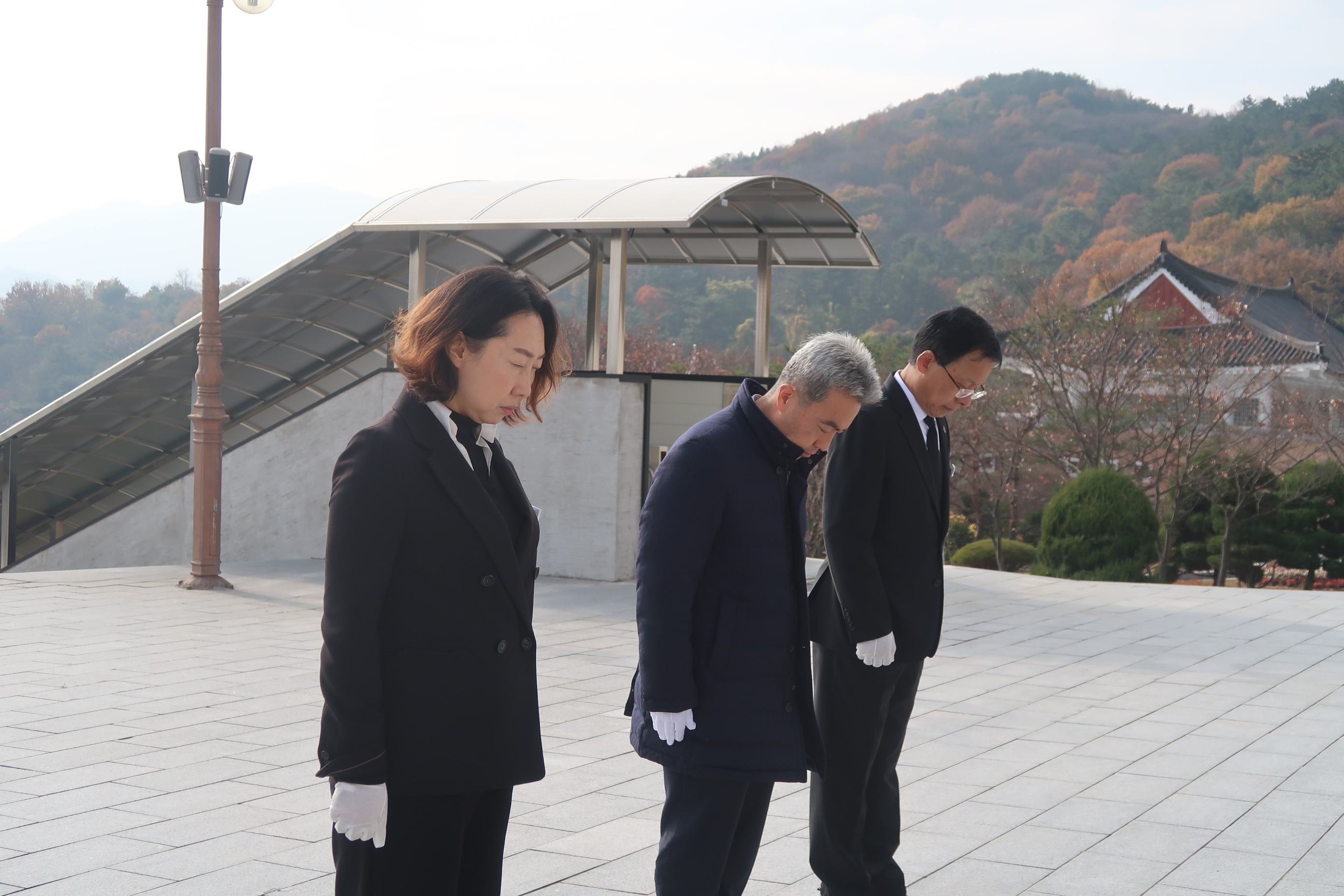 2025.11.26. 윤현주 국립서울현충원장 참배