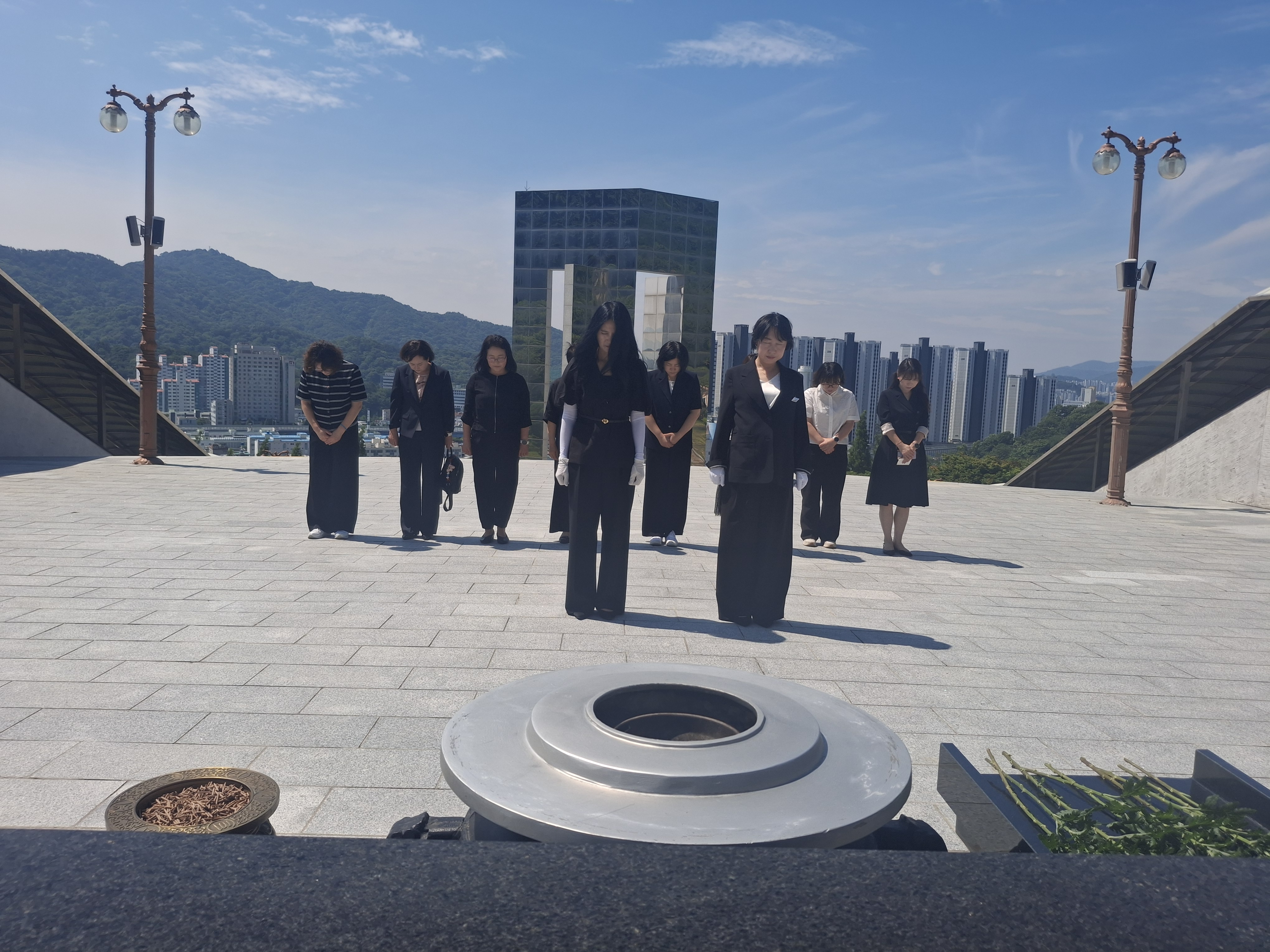 2026.06.16.경남민간어린이집연합회 참배