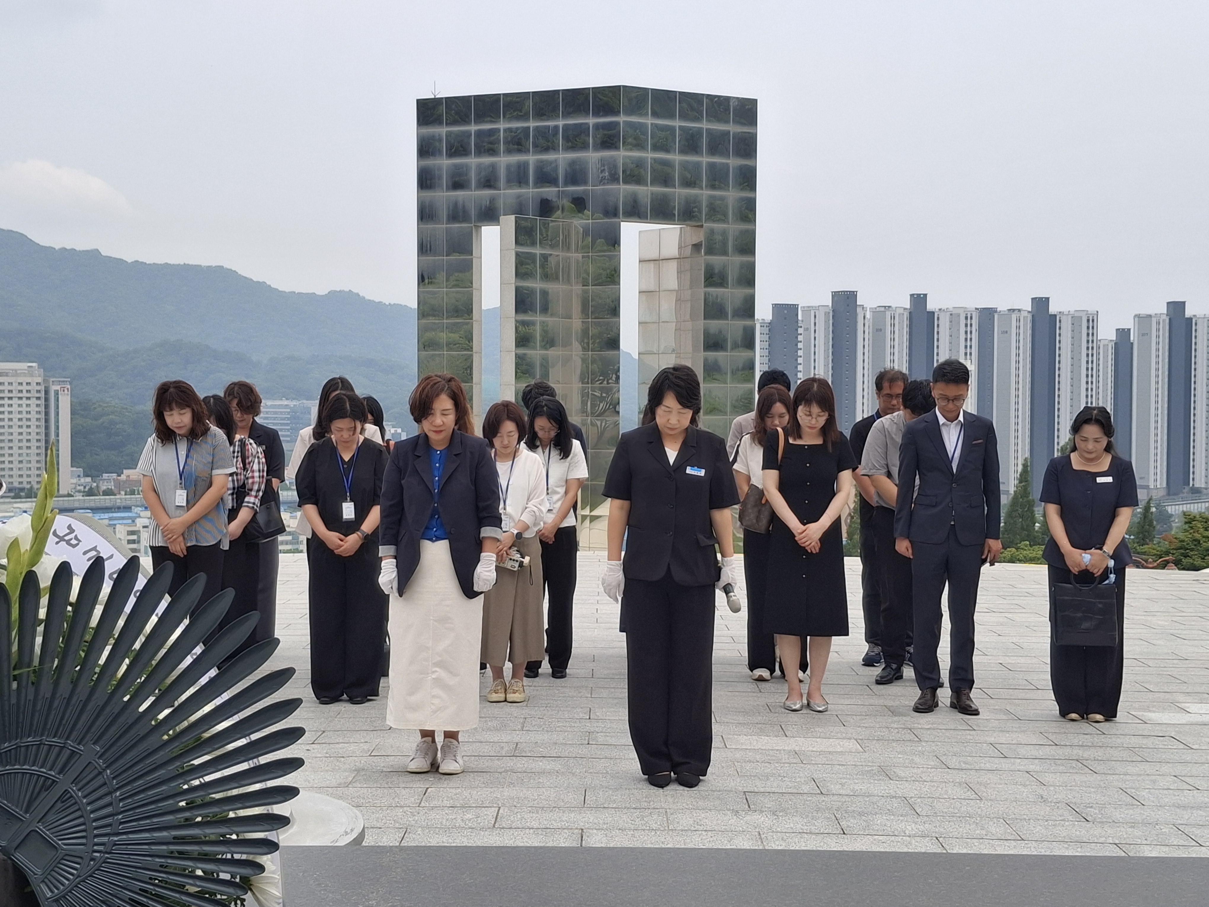 2026.07.03.경상남도교육청 교육연수원생 참배
