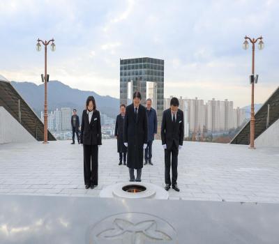 2025.12.19. 권오을 국가보훈부장관 참배 이미지