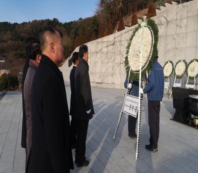 2026.01.01.윤한홍 마산회원구 국회의원 신년참배 이미지