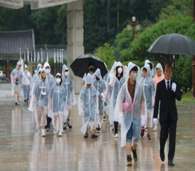 22.8.11.(목) 포항유강초등학교 참배 이미지