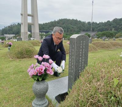 `25년 추석 무연고자 참배대행 이미지