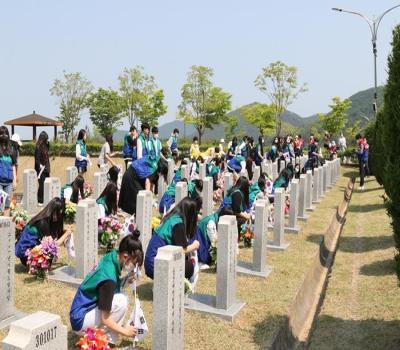 ‘호국보훈의 달’ 맞이 봉사활동 진행 이미지