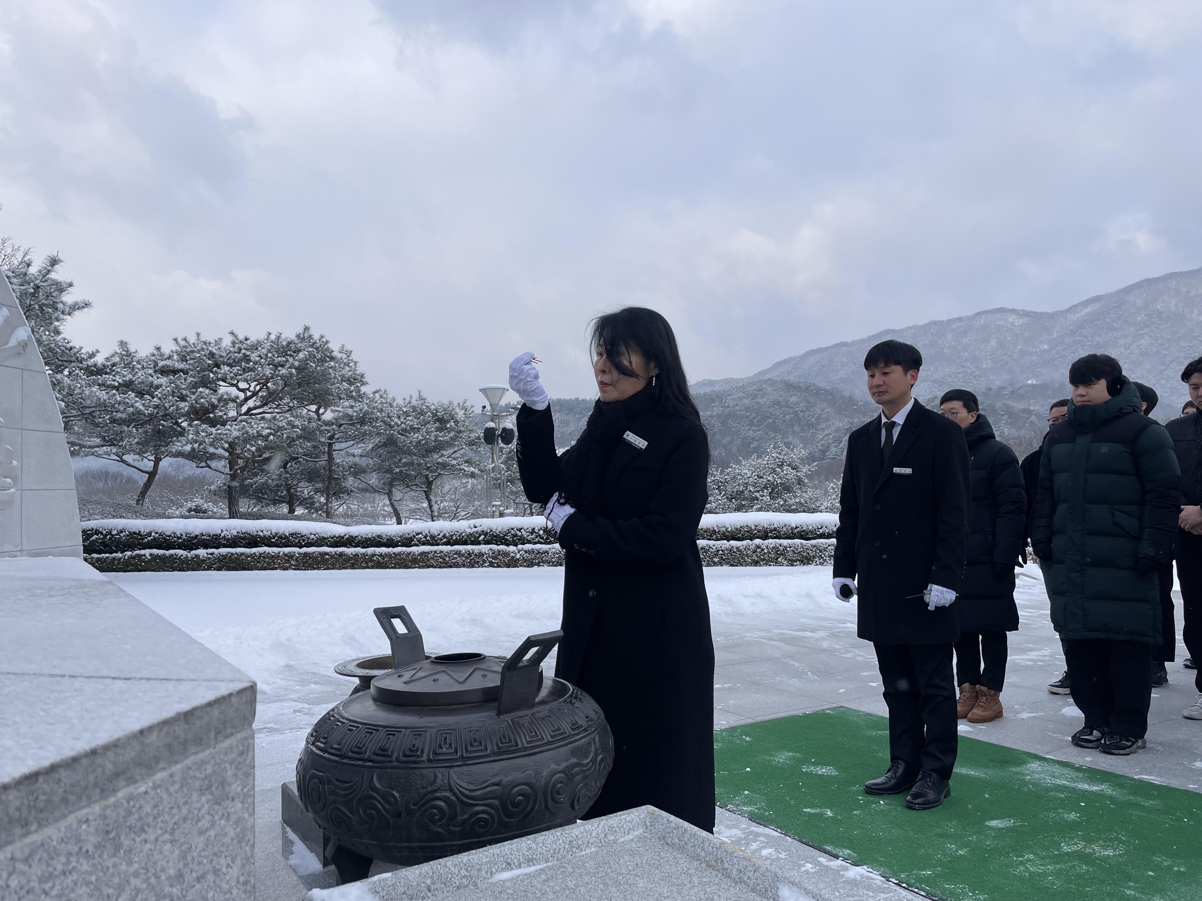 2월 전직원 현충탑 참배