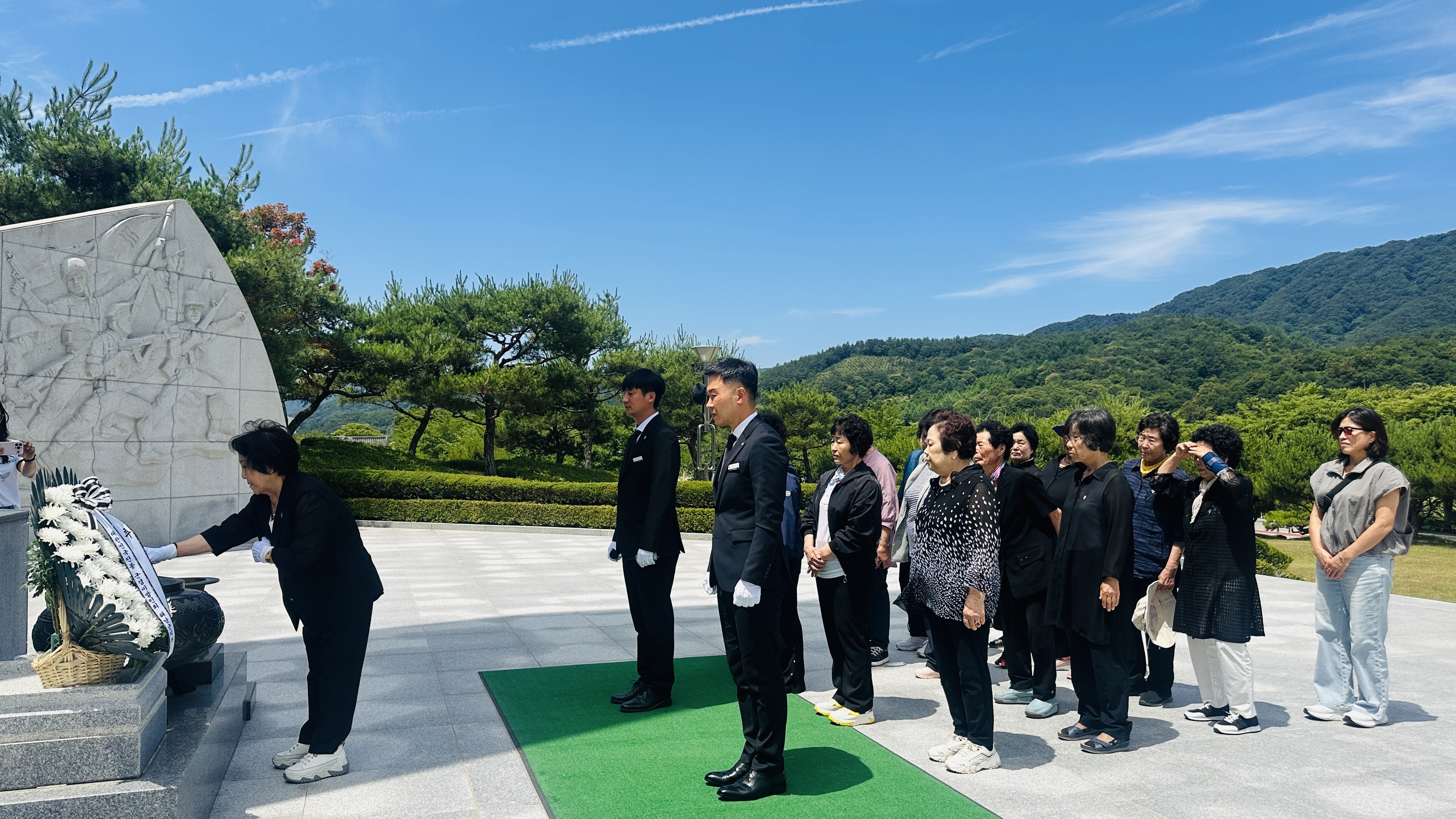 (호국보훈의달) 전몰군경미망인회 해남군지회 현충탑 참배