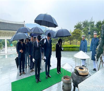 [호국보훈의 달 참배]익산지방국토관리청장 이미지