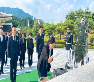 전몰군경미망인회 제주도지부 현충탑 참배 이미지