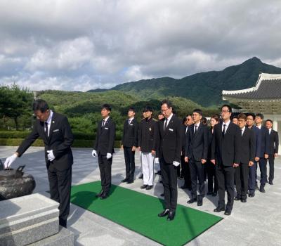9월 국립임실호국원 전직원 현충탑 참배 이미지