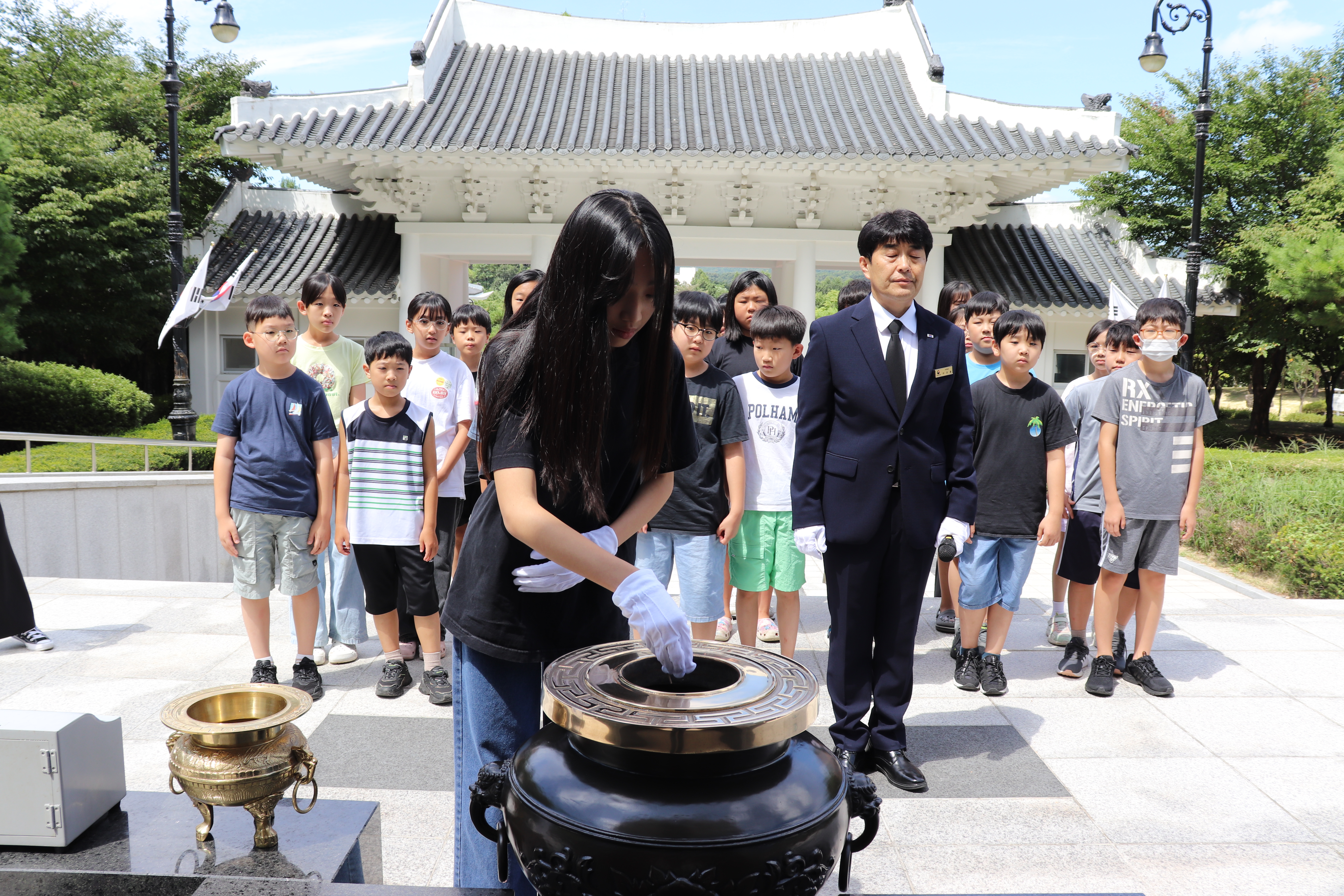 판교 청소년 수련관 학생 참배