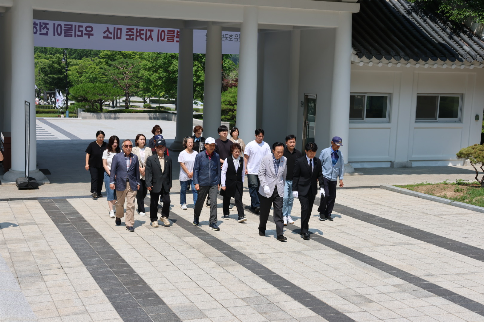 화성시보훈단체협의회 참배