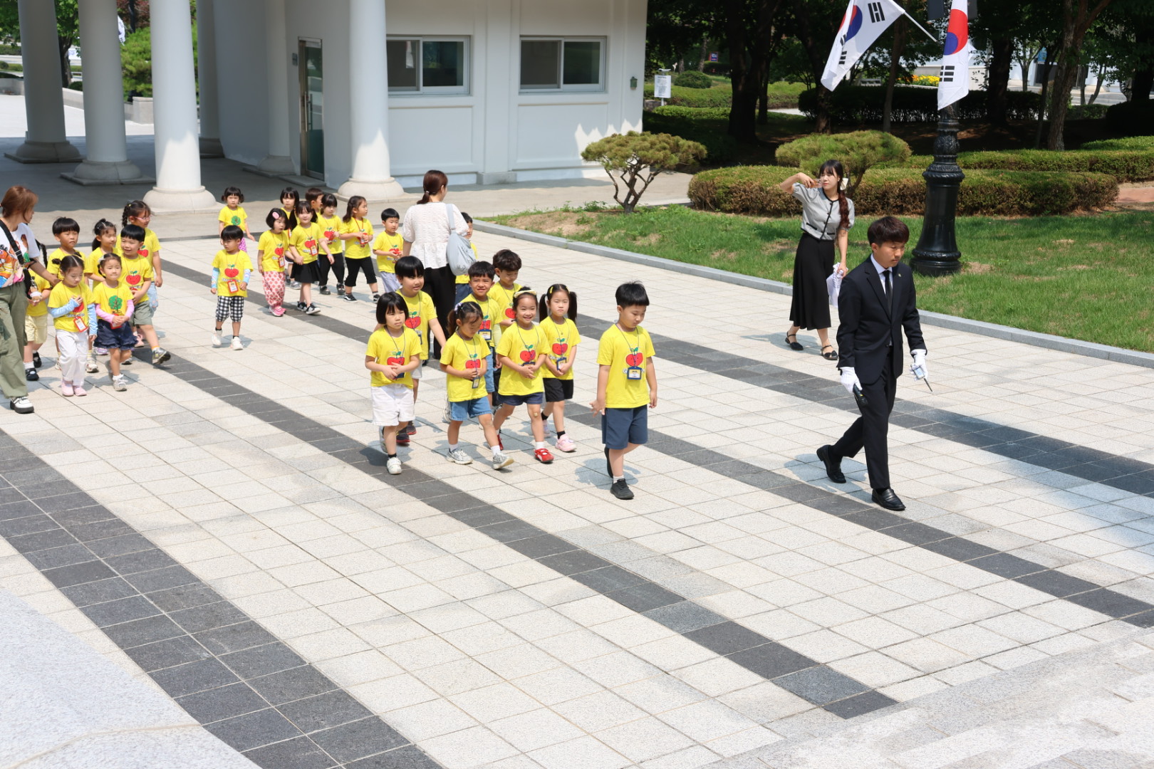 한울숲유치원 참배