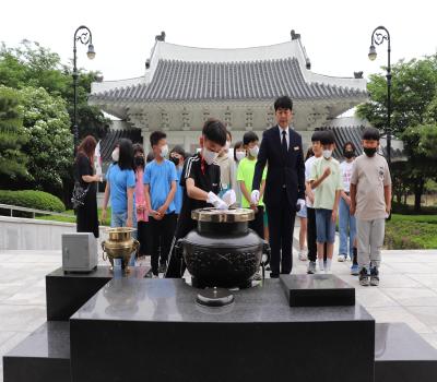 장천초등학교 나라사랑 체험 참배 이미지