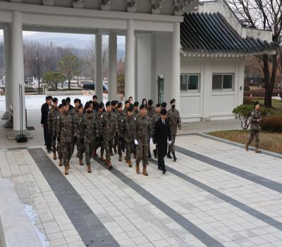 미사일사령부 정비대대 참배 이미지