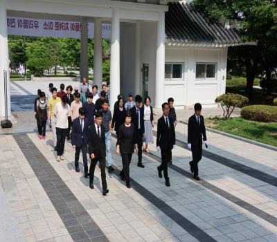7월 전 직원 참배 이미지