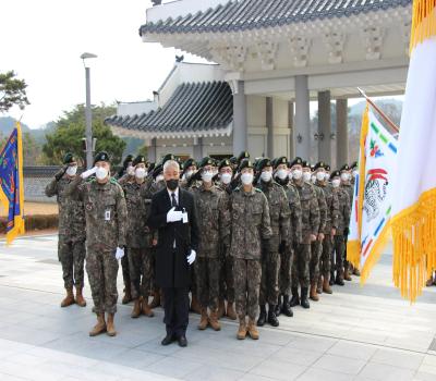 201 신속대응여단 3대대 참배 및 나라사랑 체험활동 이미지