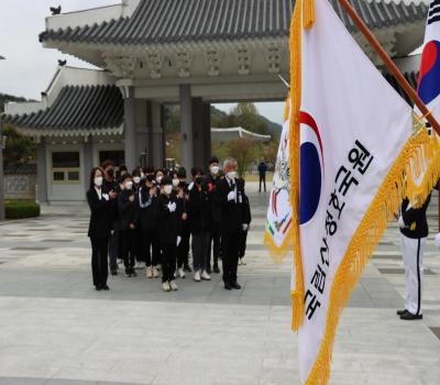 국립묘지 참배체험 활동(하동초등학교 참여) 이미지