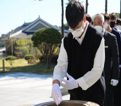 옥과고등학교 현충탑 참배 이미지