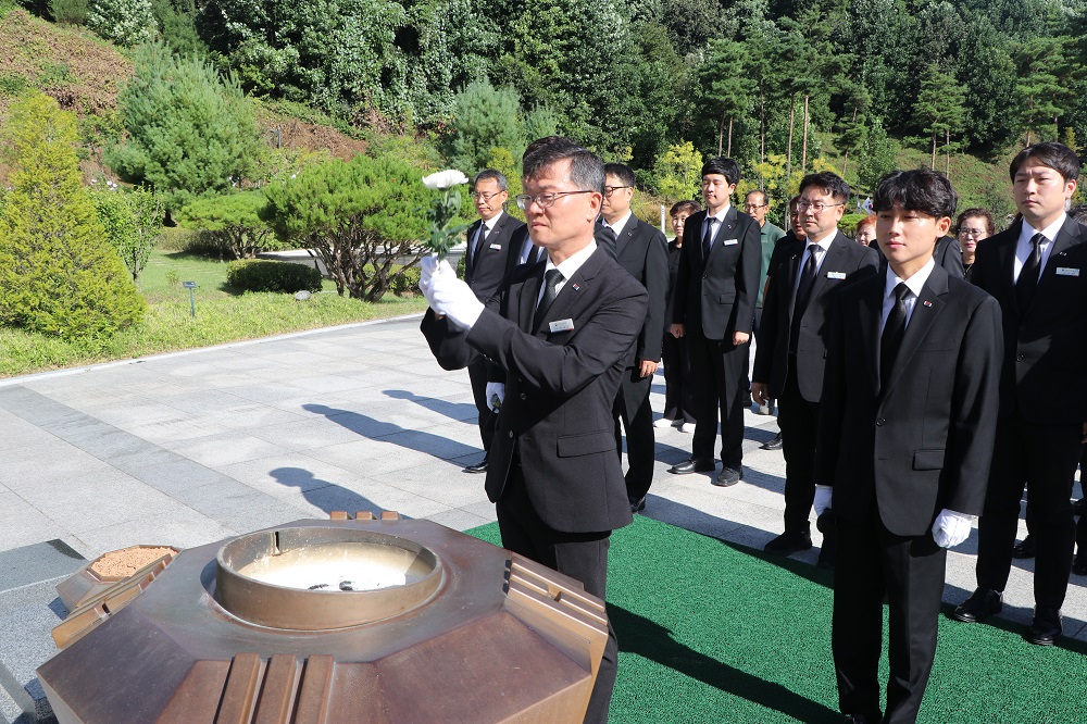 9월 전직원 월례참배('25.9.1.)