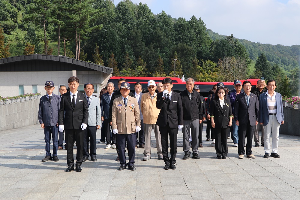 충북보훈단체협의회 참배('25.8.1.)