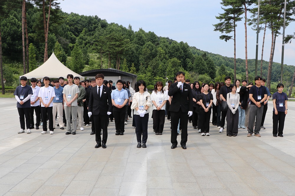 충북자치연수원(신규일반직) 참배('26.06.29.)