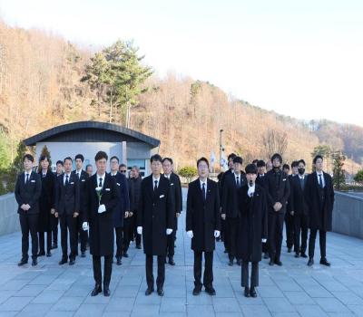 12월 전직원 월례참배('25.12.1.) 이미지