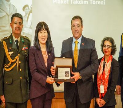 이달의 6.25전쟁영웅(타흐신 야즈즈) 선정패 증정식