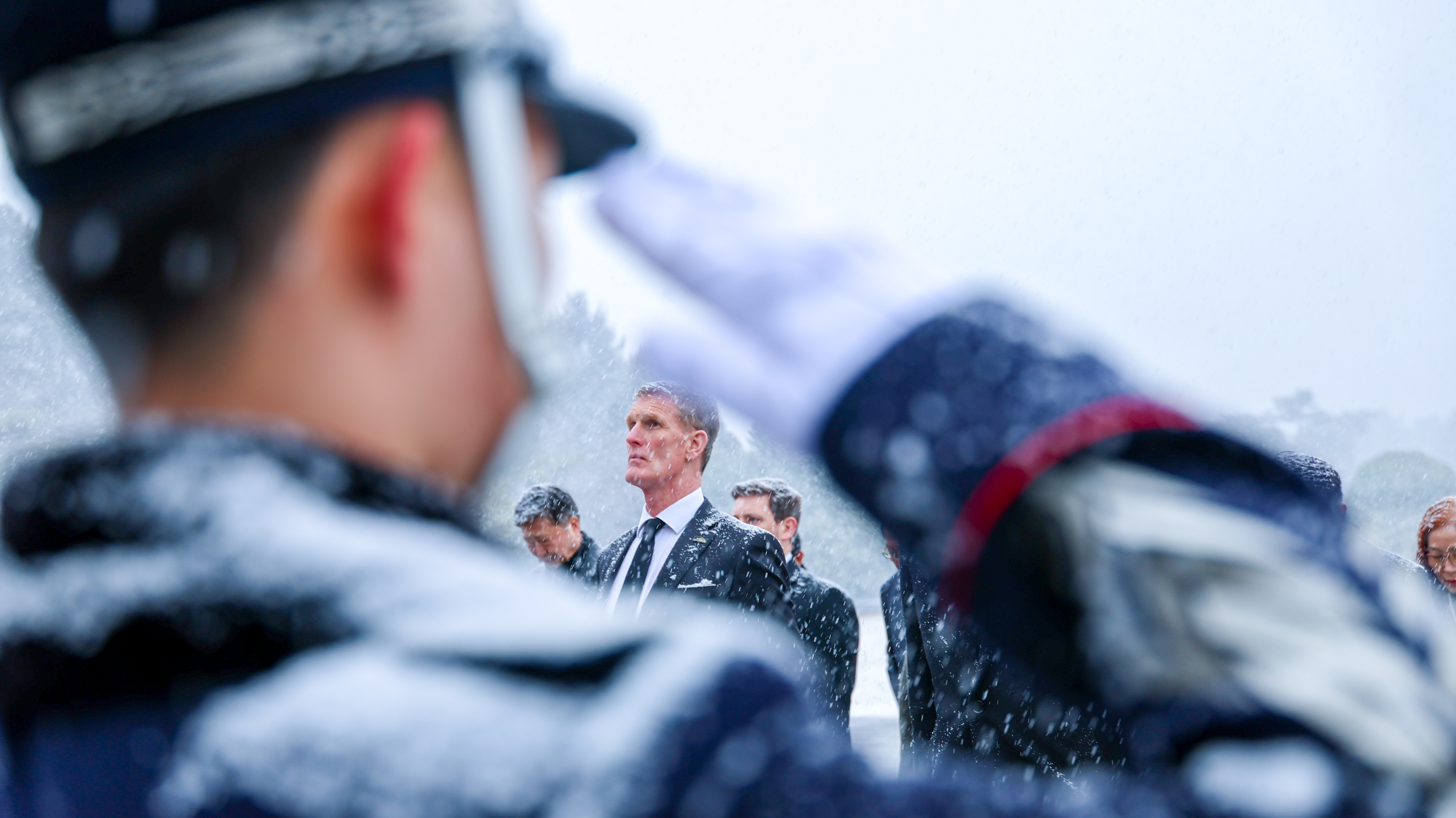 Invictus Games Foundation Delegation Visits Korea and Pays Tribute at Daejeon National Cemetery 이미지