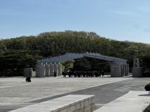 제 66주년 4·19혁명 기념참배- 더불어민주당 강북(을) 한민수의원 이미지