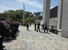 제 66주년 4·19혁명 기념 참배- 동아시아미래재단 이미지