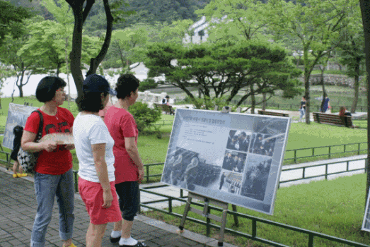 '천안함 46용사 1주기 추모' 특별 사진 전시회 이미지