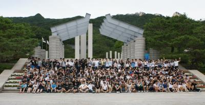 2015.7.9.방학중학교 250여명 참배 및 졸업앨범 촬영 이미지