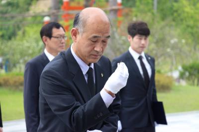 6.1. 경남동부보훈지청 참배 이미지