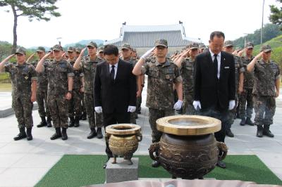 공군교육사령부 호국보훈의 달 맞이  묘역정화 활동(5.25) 이미지