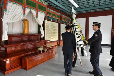 대구동부경찰서장 취임참배 이미지