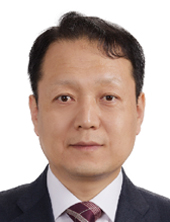 진강현 사진