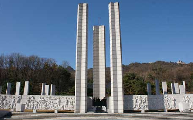 4월학생혁명기념탑 사진1