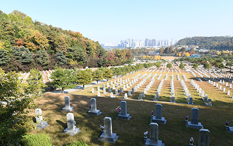 경찰관묘역 사진 3